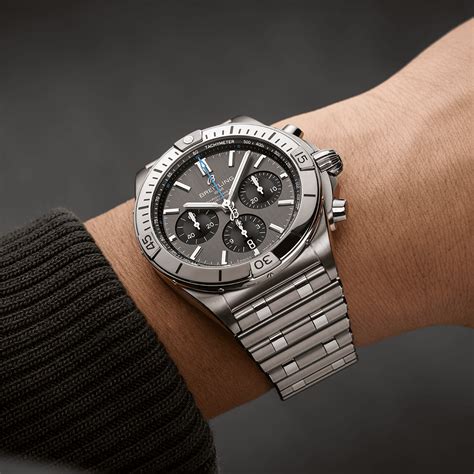 breitling chronomat titan